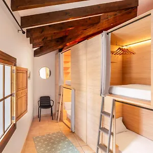 https://youth-hostel-central-palma-palma-de-mallorca.allmallorcahotels.com