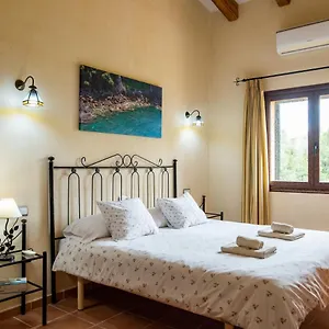 https://es-garrover-santanyi.balearic-islands.net