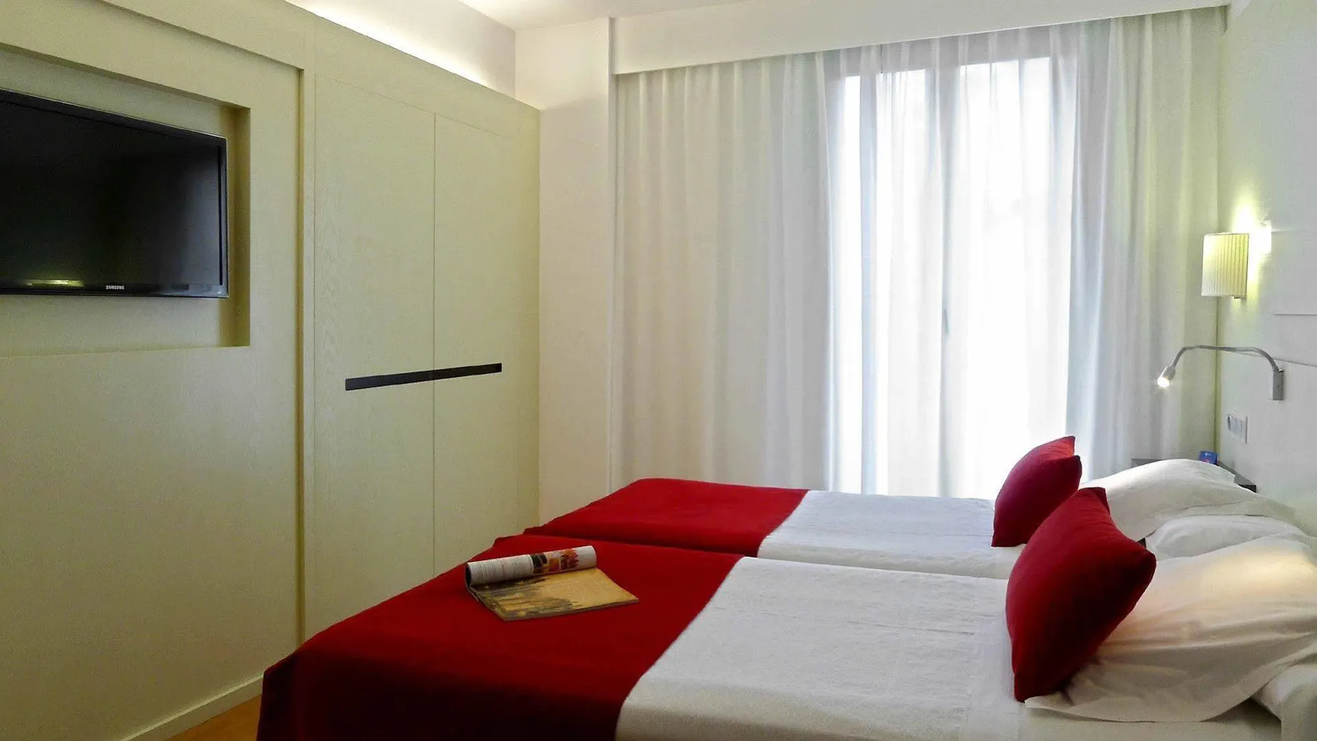 Grupotel Gravina Barcelona Hotel